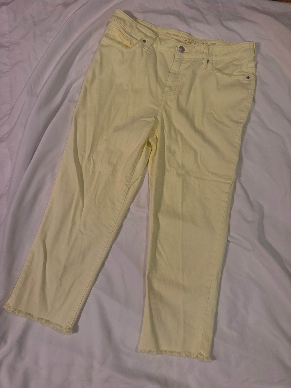 Chico's Cropped Straight-Leg Jeans in Soft Yellow